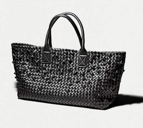 La borsa Cabat di Bottega Veneta (collezione Early Fall 2013) 