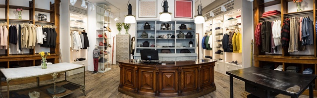 Primo store Woolrich in Repubblica Ceca