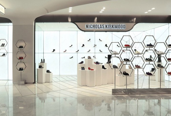Lo store Nicholas Kirkwood a Beijing