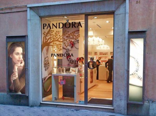 Pandora - Negozio di Roma, via Frattina 86