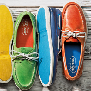 Collective Brands cresce con 5 nuove licenze