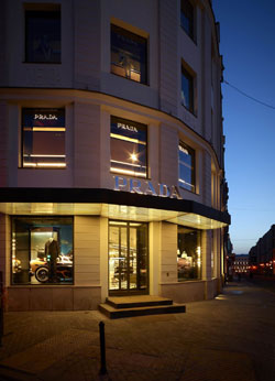 Prada_Mosca_Stoleshnikov_EXT2_dentro