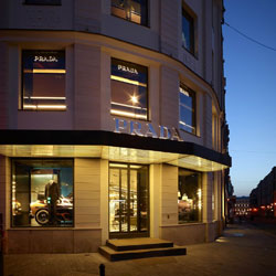 Prada si espande a Mosca con uno store di 1.500 mq