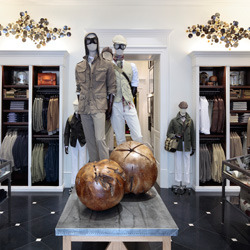 Hackett London trova casa a Milano