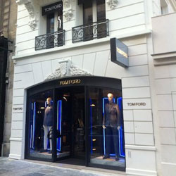 Tom Ford trova casa a Parigi e potenzia il retail