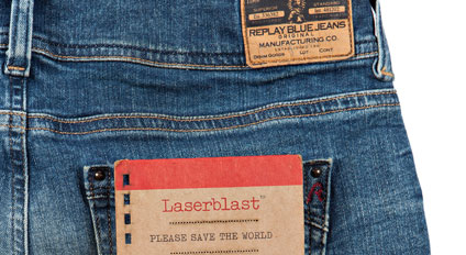 Replay-Laserblast_Woman_Detail_424