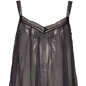 Amazon si apre alla lingerie