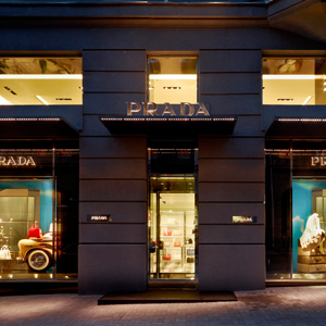 Primo store ucraino per Prada