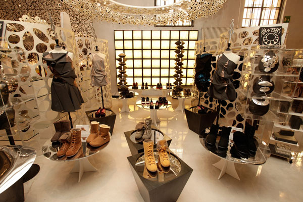 Collection-preview-autunno-inverno-12-13-Fitflop-@-10-Corso-Como---Copia_sito