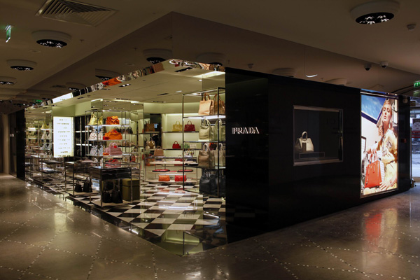 Prada600