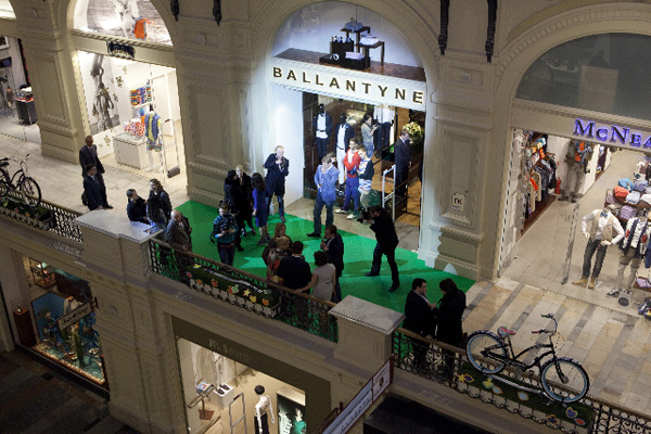 ballantyne_mosca_dentro