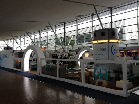 Ikea-Lounge-aeroporto-parigi_dentro