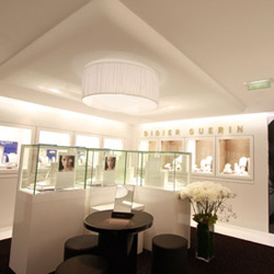 Galeries Lafayette acquisisce la catena di gioiellerie Didier Guérin