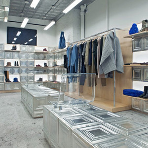 Margiela: prima boutique per la linea MM6