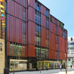 Bosideng apre a Londra il primo store europeo