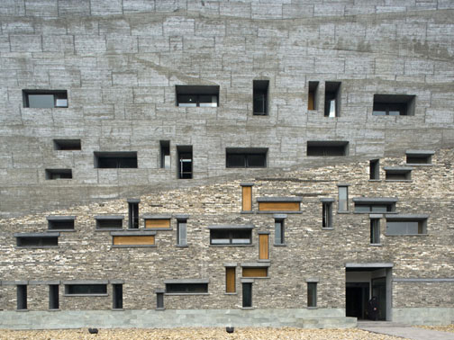 4x3_Tongji_dentro