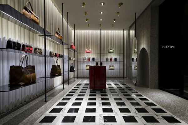 Store Valentino
