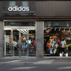 Adidas, +9% nel 2012. E punta a 17 miliardi entro il 2015
