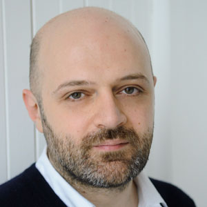 Accordo di licenza tra Hussein Chalayan e Pier