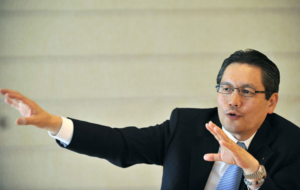 CEO di Shiseido lascia per motivi di salute