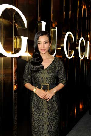 Li Bingbing allo stand Gucci Timepieces & Jewelry
