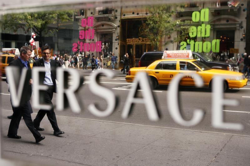 Il Qatar mette gli occhi su Versace