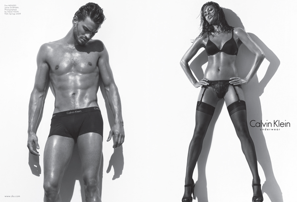 Parte il re-branding di Calvin Klein