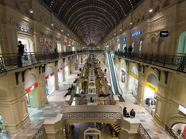 UN CENTRO COMMERCIALE IN RUSSIA