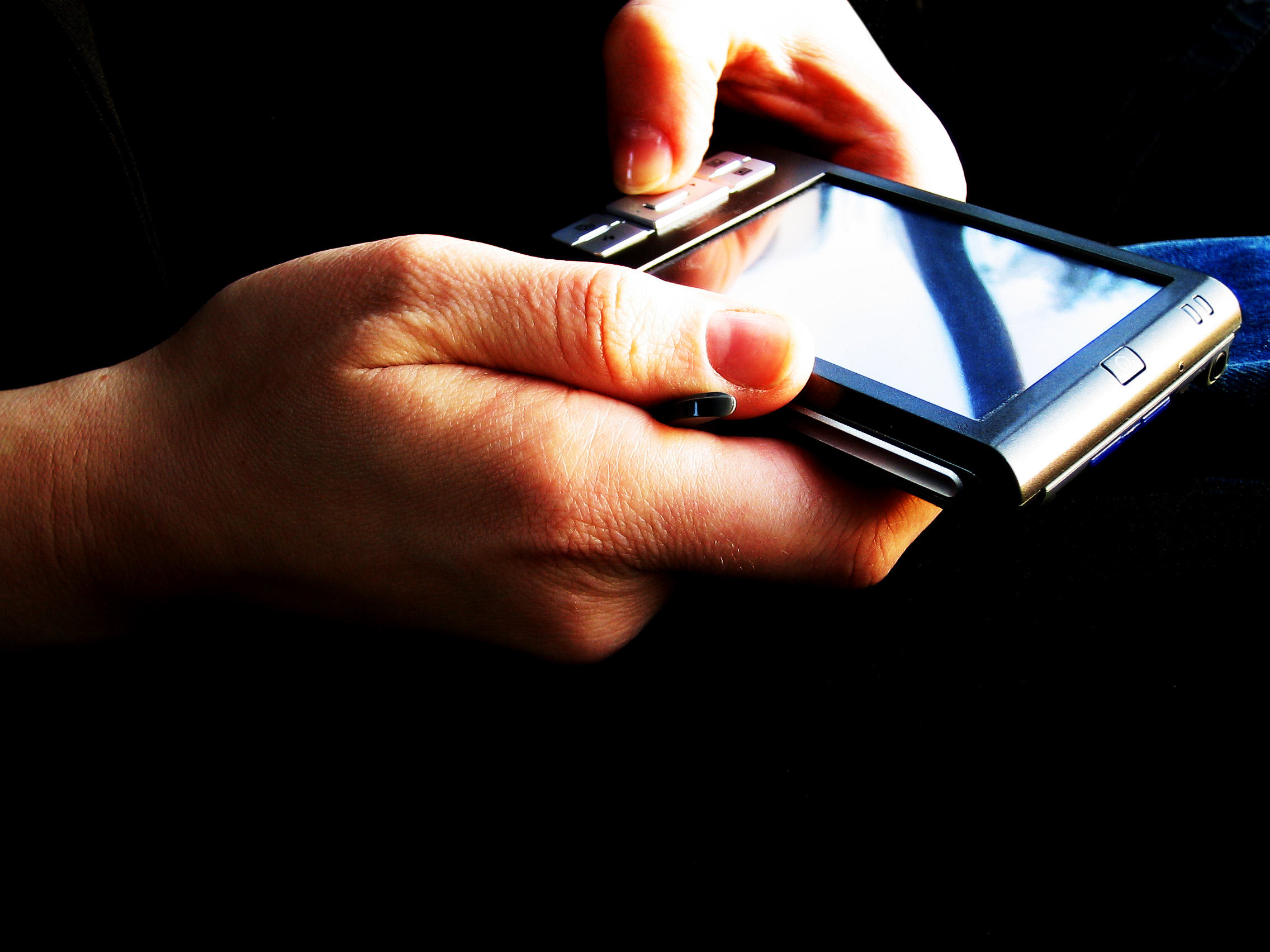 L Capital fa shopping hi-tech con la CellularLine