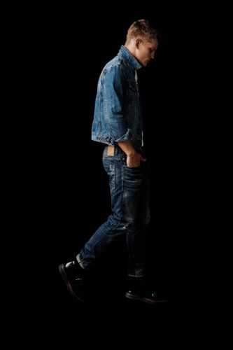 Campagna McArthurGlen "The Art of Denim"