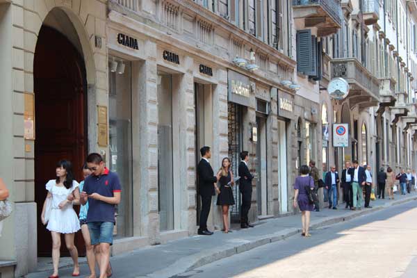 Giada alza il velo sul negozio in Montenapo