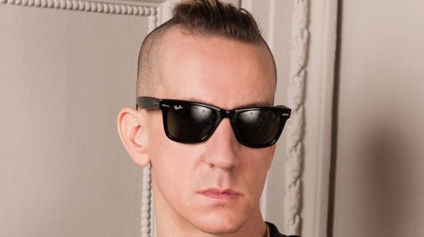 Moschino ‘ricomincia’ da Jeremy Scott