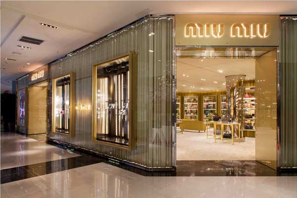 Miu Miu, direzione creativa da Milano a Parigi