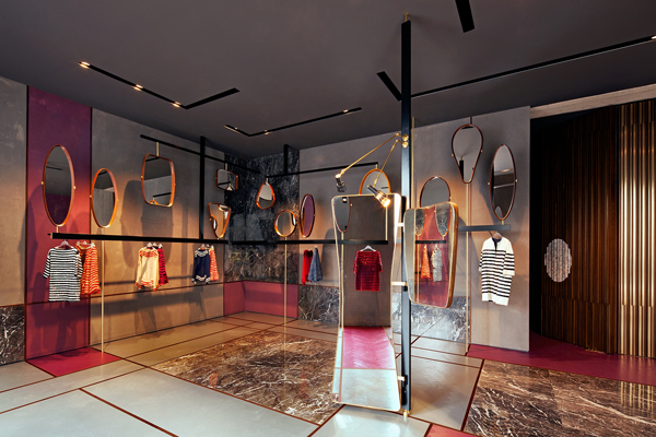 Maurizio Pecoraro, a Milano il primo store