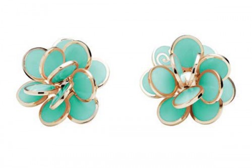 Orecchini in oro rosa e smalto della collezione Paillettes Chantecler