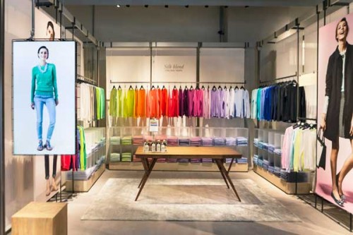 Color room - Benetton piazza Duomo, Milano