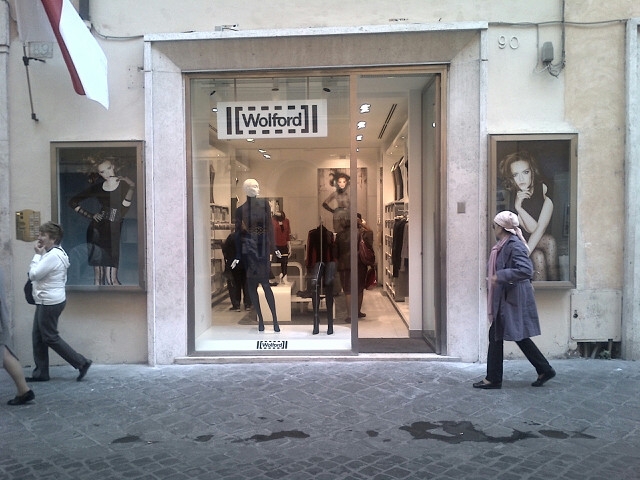 Wolford apre negozio a Roma