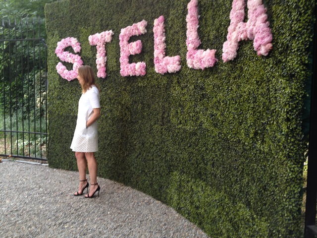 Stella McCartney a Milano lancia nuovo concept