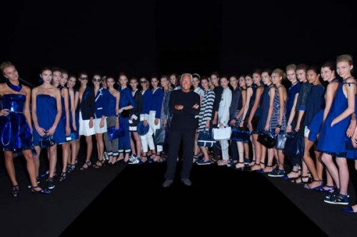 Giorgio Armani al termine della sfilata della P/E 2015