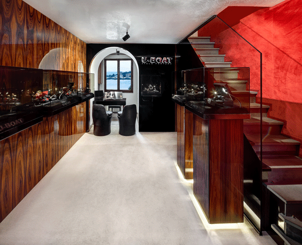 U-Boat, opening a Roma e a Cannes