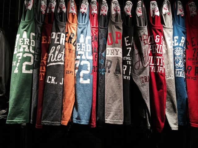 Superdry in Italia ricavi a doppia cifra