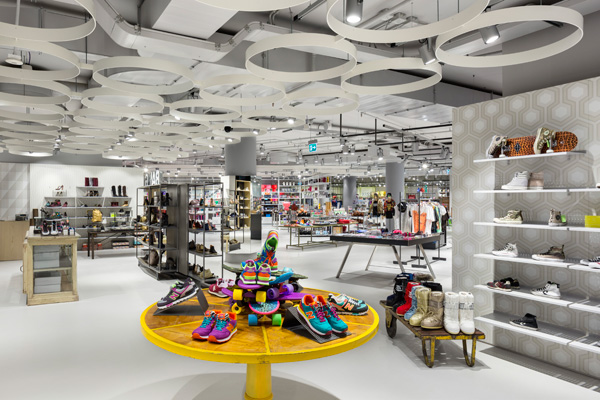 Urban Outfitters arriva a Milano (da Annex)