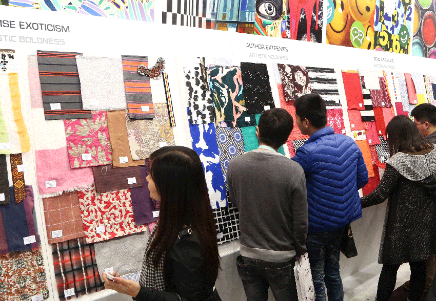 Milano Unica Cina chiude a quota 3.500
