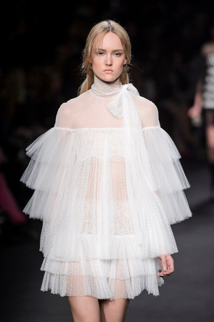 Valentino centra un utile di 7 mln nel 2014