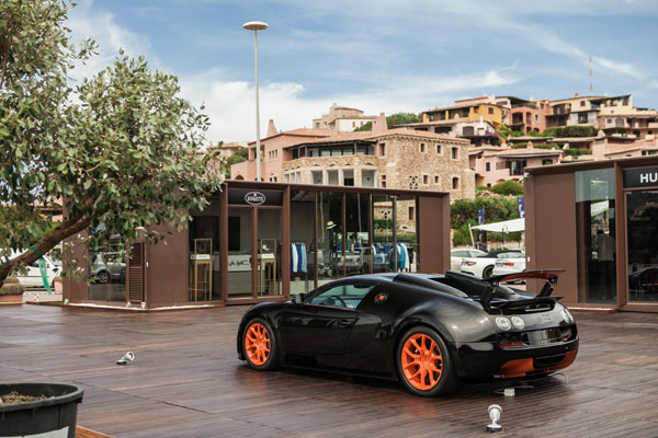 Bugatti: pop-up store a Porto Cervo