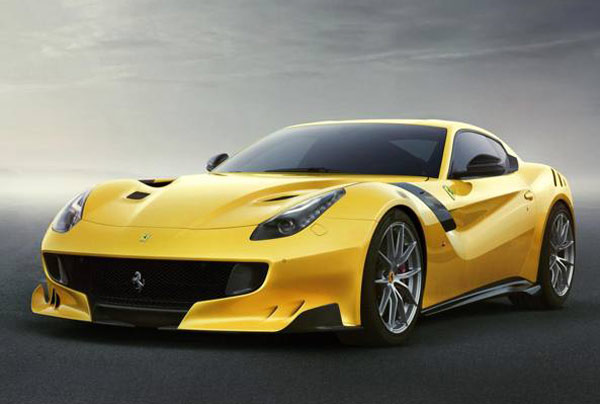 Ferrari svela doppia Ipo. Ny poi Milano