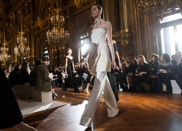 Stella McCartney, boom di utili (+20%)