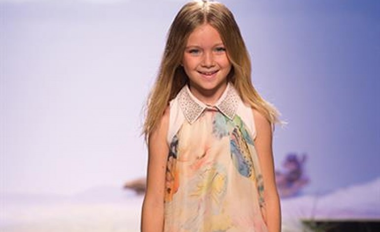 Miss Blumarine ritorna a Spazio Sei