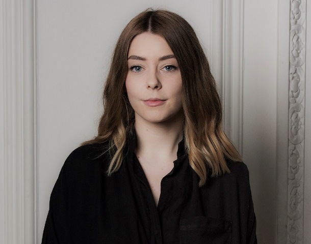 Hannah Jinkins vince l’Award di H&M