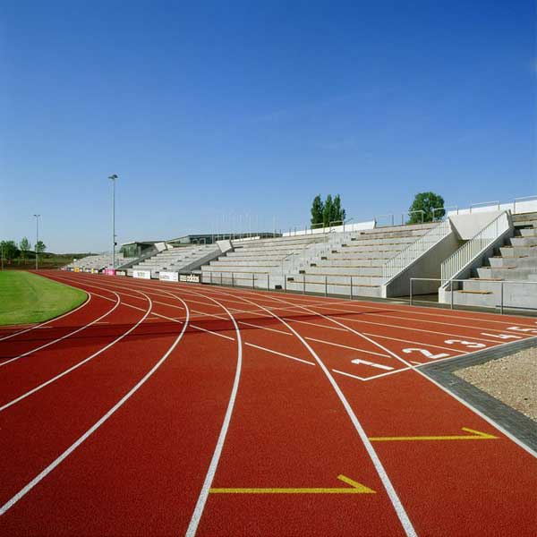Adidas, stop ai fondi per l’atletica